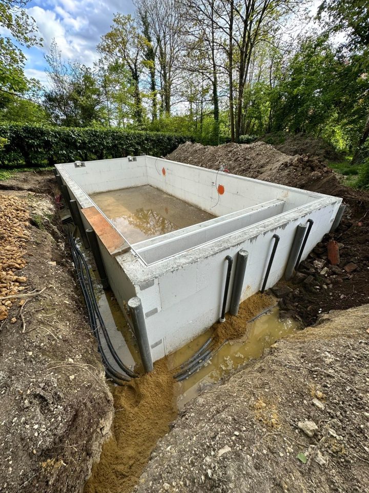 construction piscine avant